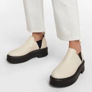 The Row Cream and Black Leather Platform Slip-On Shoes